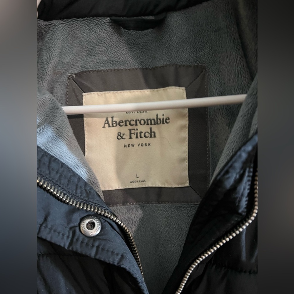 Abercrombie & Fitch Black Puffer Jacket - Picture 2 of 7
